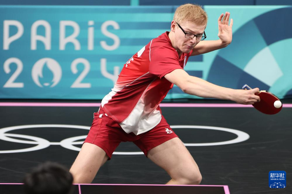 成坚韧的风 成坚韧的风