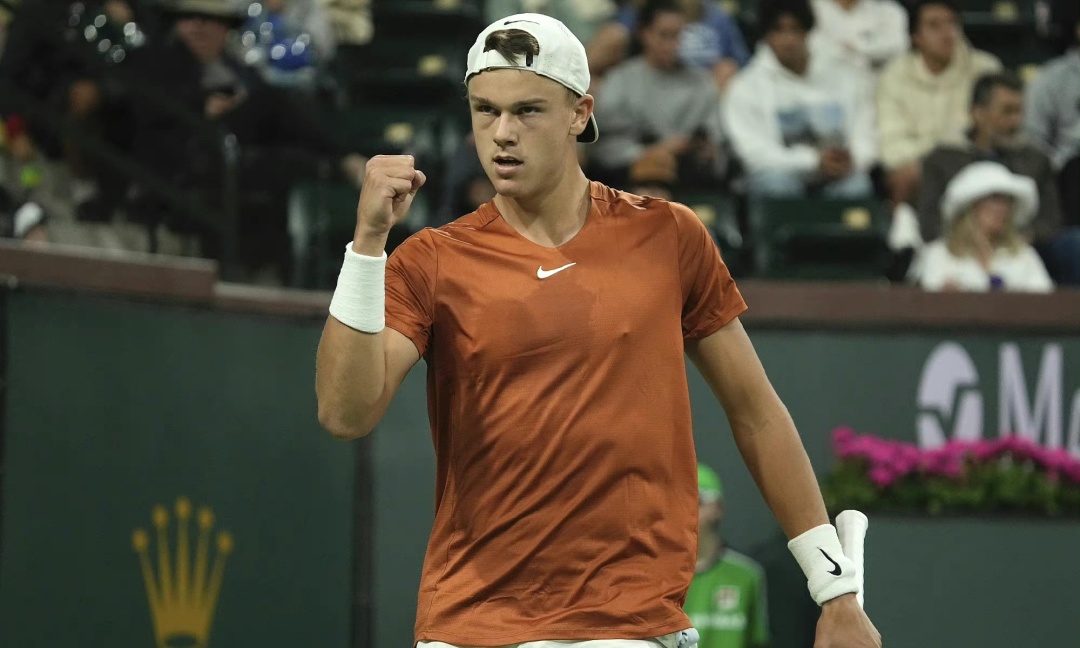 许多足球俱 许多足球俱