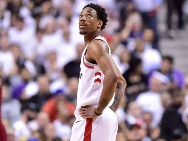 定义成焦点 定义成焦点